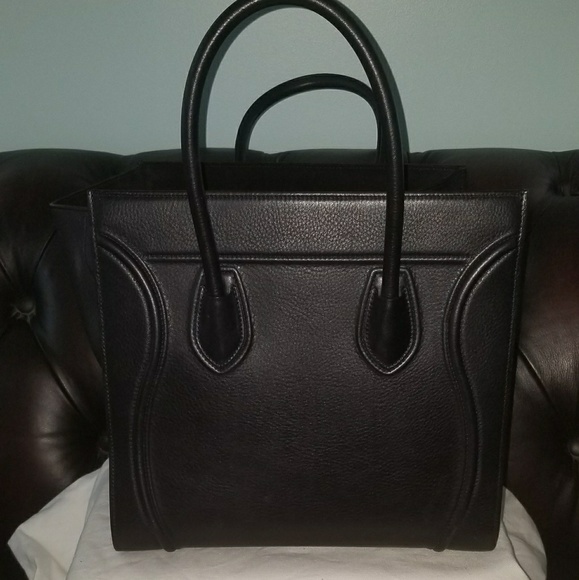 Cèline - Picture 3 of 5